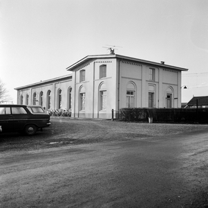 150198 Gezicht op het N.S.-station Breukelen te Breukelen.